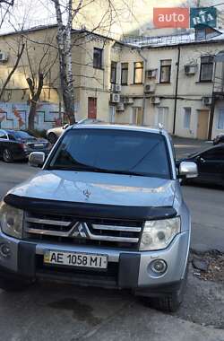 Позашляховик / Кросовер Mitsubishi Pajero Wagon 2007 в Києві