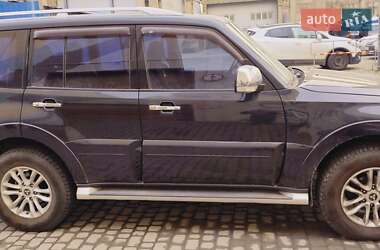 Внедорожник / Кроссовер Mitsubishi Pajero Wagon 2008 в 