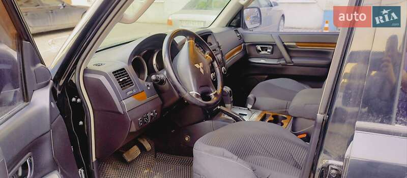 Внедорожник / Кроссовер Mitsubishi Pajero Wagon 2008 в Львове