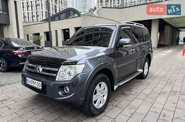 Позашляховик / Кросовер Mitsubishi Pajero Wagon 2007 в Києві