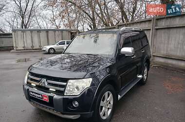 Позашляховик / Кросовер Mitsubishi Pajero Wagon 2008 в Києві