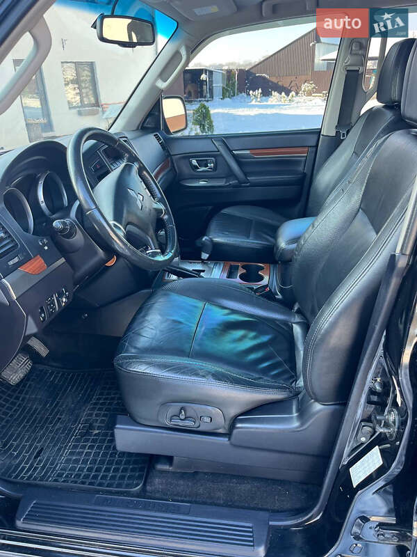 Позашляховик / Кросовер Mitsubishi Pajero Wagon 2008 в Магдалинівці