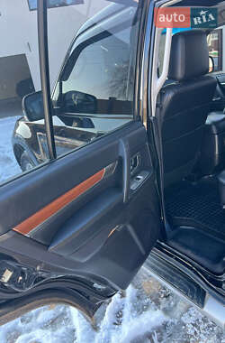 Внедорожник / Кроссовер Mitsubishi Pajero Wagon 2008 в 
