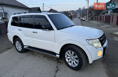 Mitsubishi Pajero Wagon 2010