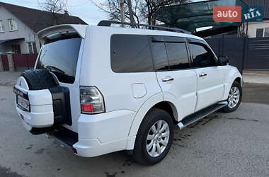 Внедорожник / Кроссовер Mitsubishi Pajero Wagon 2010 в Тересве