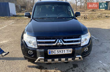 Внедорожник / Кроссовер Mitsubishi Pajero Wagon 2007 в Новояворовске