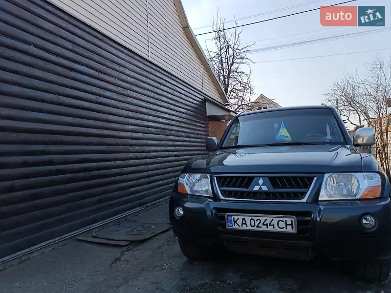 Mitsubishi Pajero Wagon