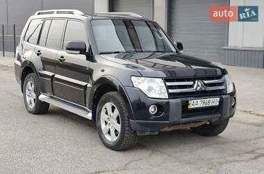 Внедорожник / Кроссовер Mitsubishi Pajero Wagon 2008 в Киеве