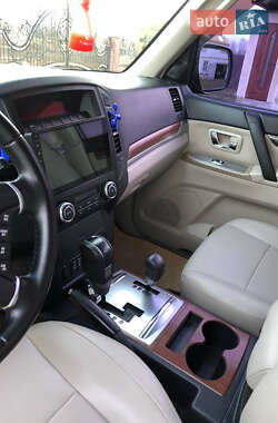Позашляховик / Кросовер Mitsubishi Pajero Wagon 2007 в 
