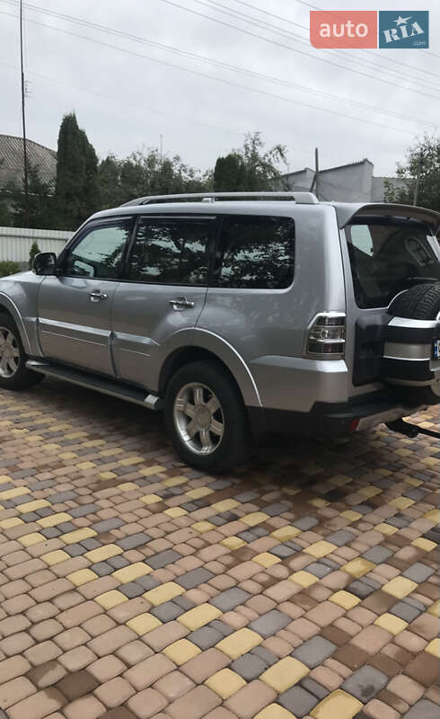Внедорожник / Кроссовер Mitsubishi Pajero Wagon 2008 в Черновцах