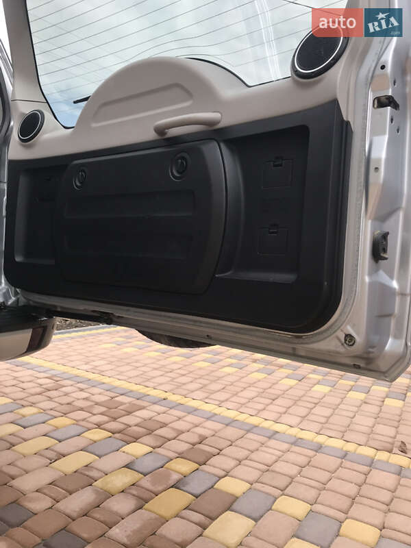 Внедорожник / Кроссовер Mitsubishi Pajero Wagon 2008 в Черновцах
