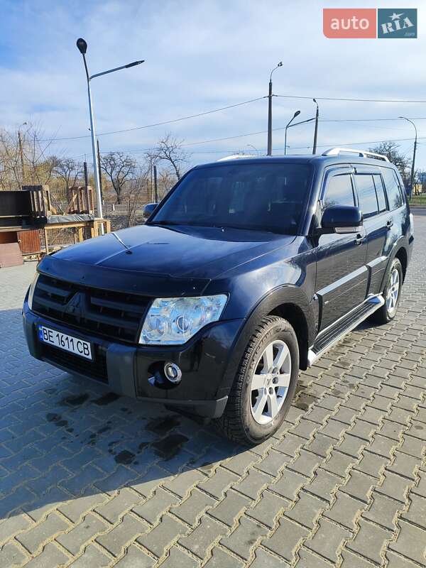 Позашляховик / Кросовер Mitsubishi Pajero Wagon 2008 в Миколаєві