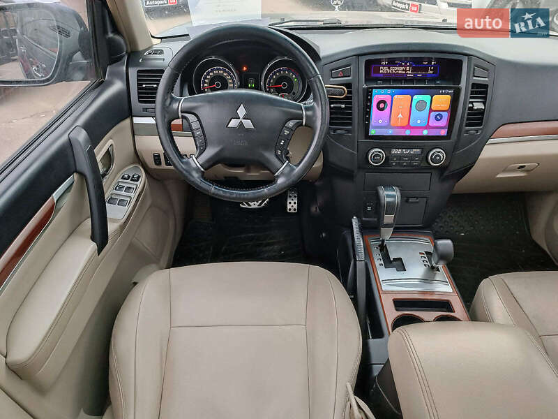 Внедорожник / Кроссовер Mitsubishi Pajero Wagon 2007 в Харькове