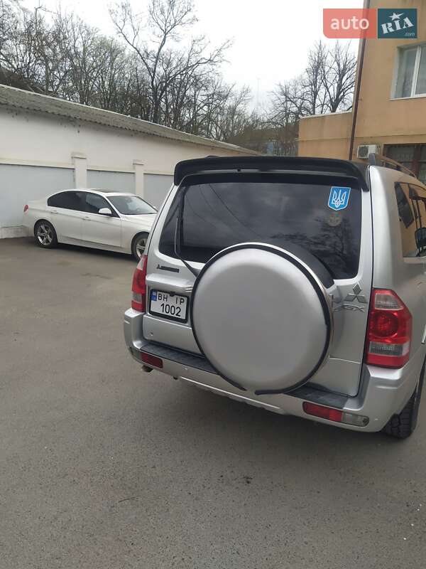 Внедорожник / Кроссовер Mitsubishi Pajero Wagon 2003 в Измаиле фото 7 Внедорожник / Кроссовер Mitsubishi Pajero Wagon 2003 в Измаиле