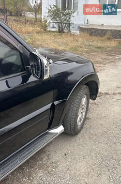 Внедорожник / Кроссовер Mitsubishi Pajero Wagon 2007 в 