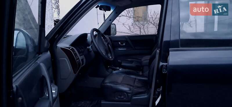 Внедорожник / Кроссовер Mitsubishi Pajero Wagon 2006 в Запорожье