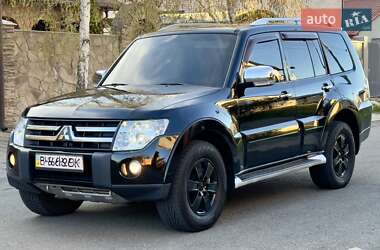 Внедорожник / Кроссовер Mitsubishi Pajero Wagon 2007 в 
