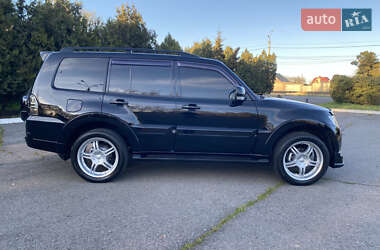 Внедорожник / Кроссовер Mitsubishi Pajero Wagon 2007 в 