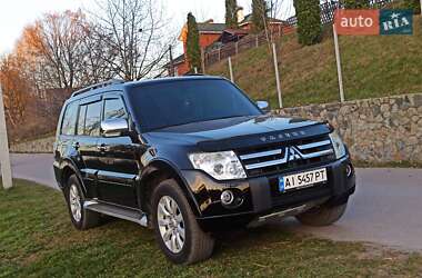 Позашляховик / Кросовер Mitsubishi Pajero Wagon 2010 в 