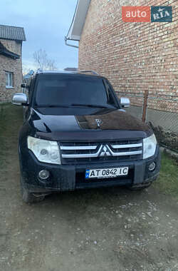 Внедорожник / Кроссовер Mitsubishi Pajero Wagon 2007 в 