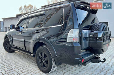 Внедорожник / Кроссовер Mitsubishi Pajero Wagon 2008 в 