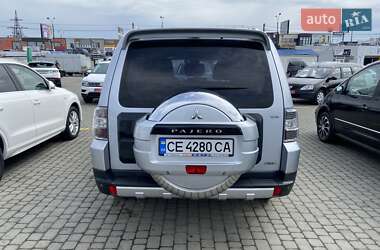 Внедорожник / Кроссовер Mitsubishi Pajero Wagon 2009 в 