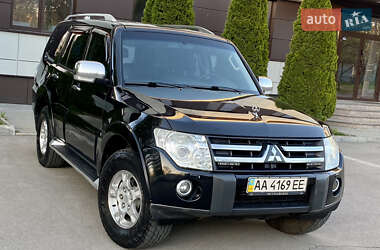 Внедорожник / Кроссовер Mitsubishi Pajero Wagon 2007 в 