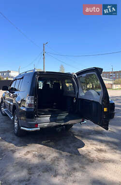 Позашляховик / Кросовер Mitsubishi Pajero Wagon 2008 в 