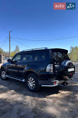 Позашляховик / Кросовер Mitsubishi Pajero Wagon 2008 в 