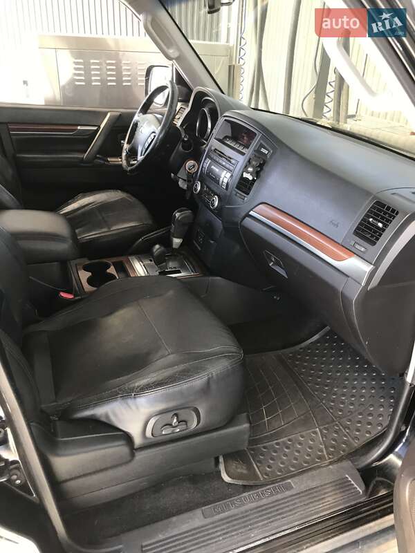 Внедорожник / Кроссовер Mitsubishi Pajero Wagon 2007 в Ужгороде