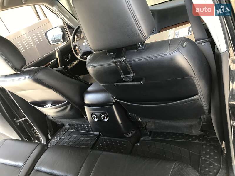 Внедорожник / Кроссовер Mitsubishi Pajero Wagon 2007 в Ужгороде
