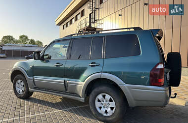 Внедорожник / Кроссовер Mitsubishi Pajero Wagon 2004 в 