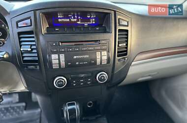 Внедорожник / Кроссовер Mitsubishi Pajero Wagon 2008 в 