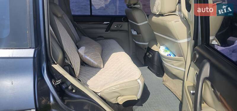 Внедорожник / Кроссовер Mitsubishi Pajero Wagon 2007 в Чугуеве фото 8 Внедорожник / Кроссовер Mitsubishi Pajero Wagon 2007 в Чугуеве