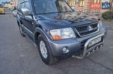 Внедорожник / Кроссовер Mitsubishi Pajero Wagon 2006 в 