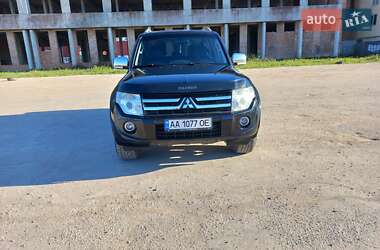 Внедорожник / Кроссовер Mitsubishi Pajero Wagon 2008 в 