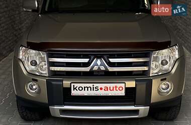 Позашляховик / Кросовер Mitsubishi Pajero Wagon 2007 в 