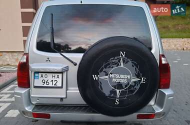 Внедорожник / Кроссовер Mitsubishi Pajero Wagon 2006 в 