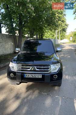 Позашляховик / Кросовер Mitsubishi Pajero Wagon 2009 в Харкові