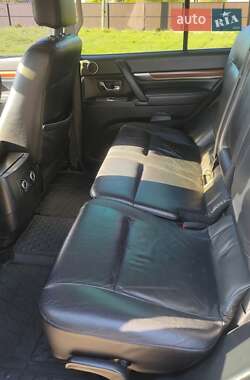 Позашляховик / Кросовер Mitsubishi Pajero Wagon 2007 в 