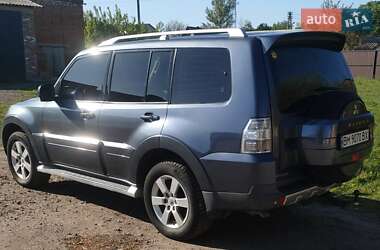 Позашляховик / Кросовер Mitsubishi Pajero Wagon 2007 в 