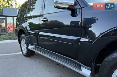 Позашляховик / Кросовер Mitsubishi Pajero Wagon 2007 в 