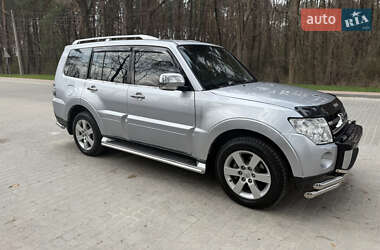 Позашляховик / Кросовер Mitsubishi Pajero Wagon 2008 в Львові
