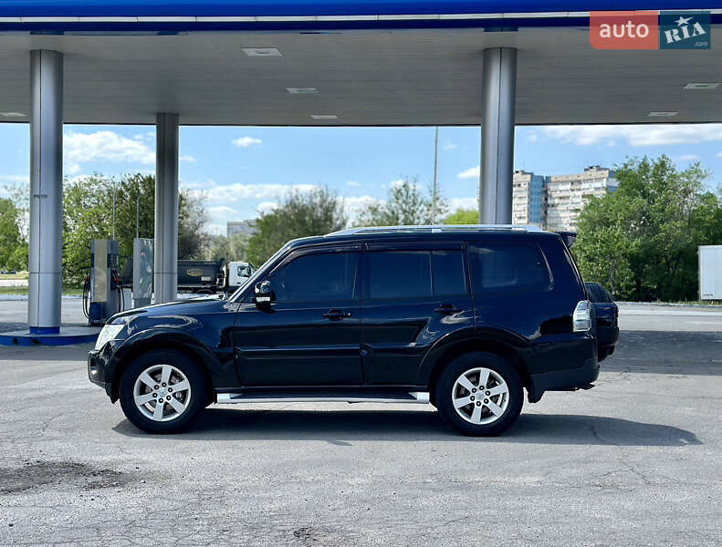 Внедорожник / Кроссовер Mitsubishi Pajero Wagon 2007 в Днепре