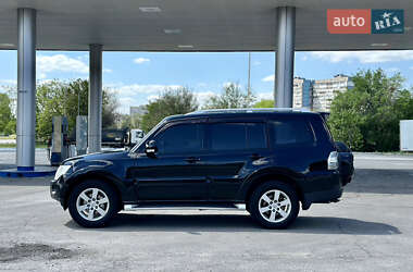 Внедорожник / Кроссовер Mitsubishi Pajero Wagon 2007 в 