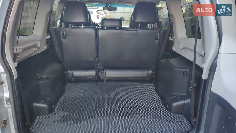 Внедорожник / Кроссовер Mitsubishi Pajero Wagon 2008 в Киеве