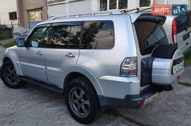 Позашляховик / Кросовер Mitsubishi Pajero Wagon 2008 в 