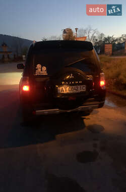 Внедорожник / Кроссовер Mitsubishi Pajero Wagon 2007 в 