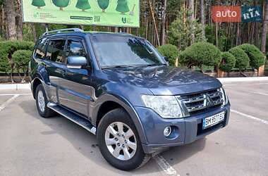 Mitsubishi Pajero Wagon 2010 Mitsubishi Pajero Wagon 2010