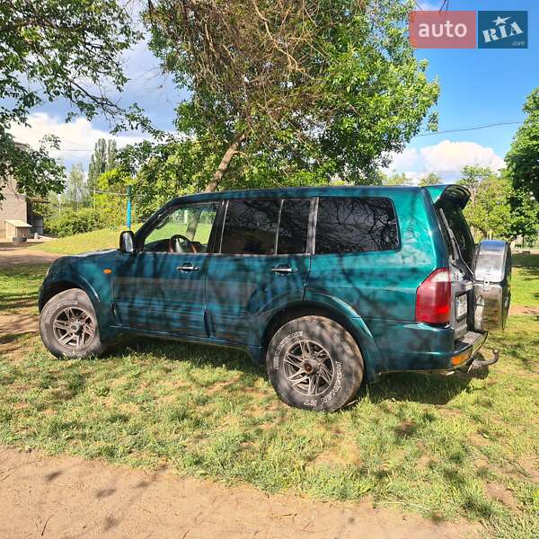 Внедорожник / Кроссовер Mitsubishi Pajero Wagon 2001 в Одессе